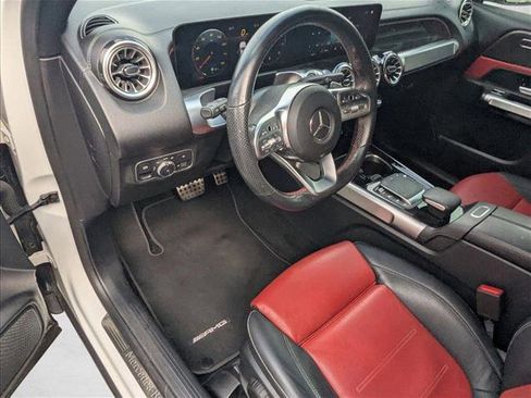 Certified 2022 Mercedes-Benz GLB 250 image 3