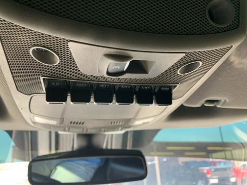 Used 2019 Ford F250 Lariat w/ Lariat Ultimate Package AWD/4WD image 35