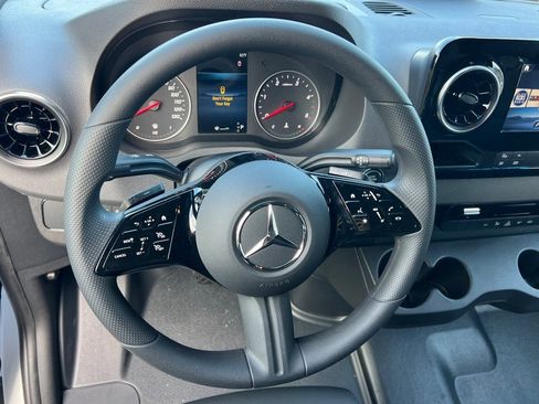 New 2026 Mercedes-Benz Sprinter 2500 image 24