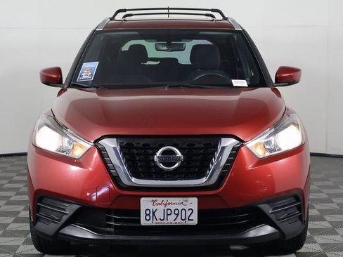 Used 2018 Nissan Kicks SV w/ Interior Electronics Package image 2