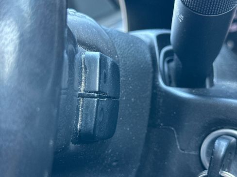 Used 2016 Chevrolet Colorado LT w/ Luxury Package, Chrome image 37