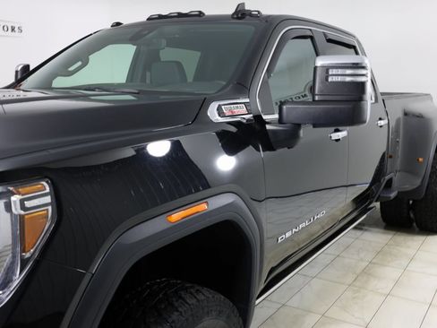 Used 2022 GMC Sierra 3500 Denali image 47