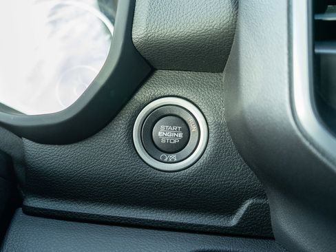 Used 2024 RAM 2500 Big Horn w/ Sport Appearance Package image 22