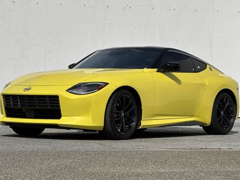 Used 2024 Nissan Z Performance w/ Floor Mat Package image 7