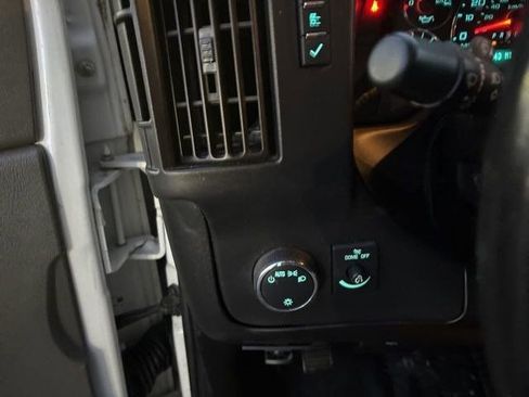 Used 2021 Chevrolet Express 3500 Work Van w/ Power Convenience Package image 18