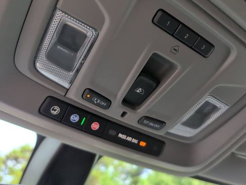Used 2019 Chevrolet Silverado 1500 RST AWD/4WD image 24