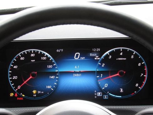 Used 2023 Mercedes-Benz CLA 250 4MATIC w/ Premium Package image 23