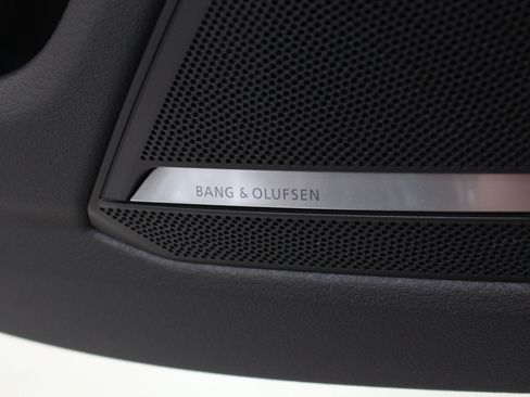 Used 2025 Audi S6 Premium Plus AWD/4WD image 43