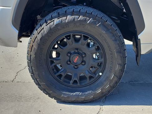 Used 2026 Toyota Tundra SR5 w/ TRD Off-Road Package AWD/4WD image 9