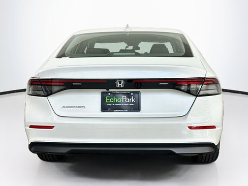 Used 2024 Honda Accord EX image 7