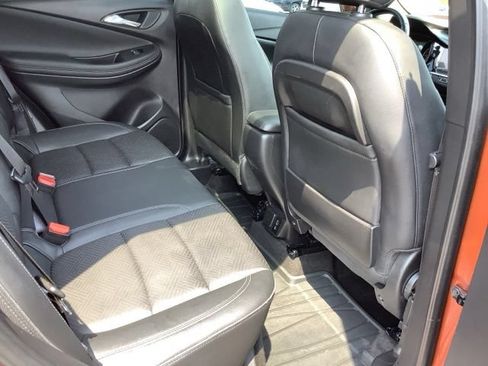 Used 2021 Buick Encore GX Essence w/ Advanced Technology Package FWD image 26