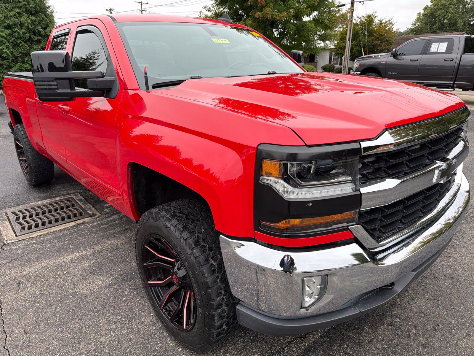 Used 2016 Chevrolet Silverado 1500 LT w/ All Star Edition AWD/4WD image 7
