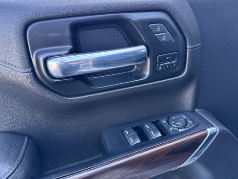 Used 2021 GMC Sierra 1500 SLT image 12
