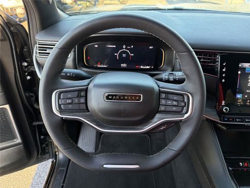 Used 2024 Jeep Wagoneer Series II w/ Flexible Seating Group image 24