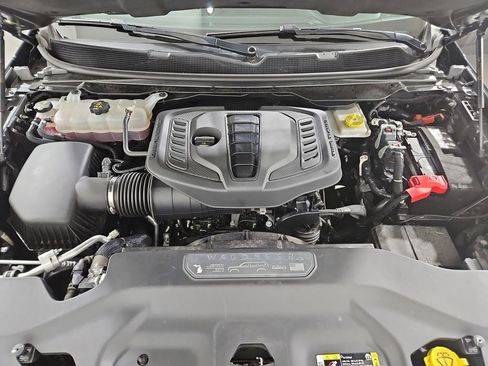 Used 2023 Jeep Wagoneer 4WD image 22
