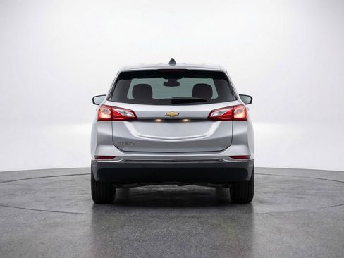 Used 2025 Chevrolet Equinox LT image 7