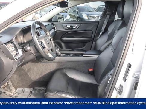 Used 2020 Volvo S60 T6 Momentum image 5
