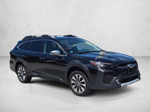 Used 2024 Subaru Outback Touring XT AWD/4WD image 3