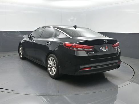 Used 2018 Kia Optima S FWD image 28