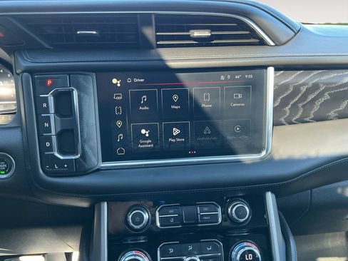 Used 2023 GMC Yukon XL Denali w/ Denali Reserve Package AWD/4WD image 15