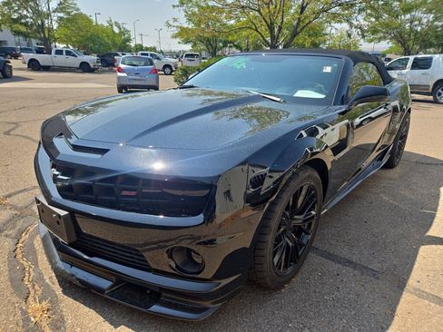 Used 2013 Chevrolet Camaro SS w/ RS Package RWD image 2