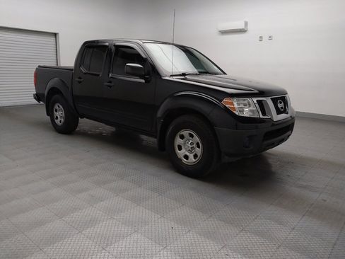 Used 2018 Nissan Frontier SV image 13