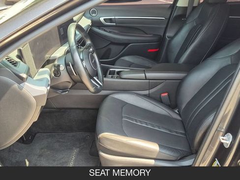 Used 2025 Hyundai Sonata Limited FWD image 13