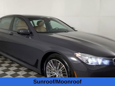 Used 2019 BMW 740i xDrive w/ Executive Package image 5