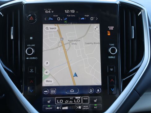 Used 2024 Subaru Ascent Limited w/ Technology Package image 27