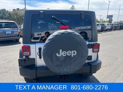 Used 2009 Jeep Wrangler X AWD/4WD image 4