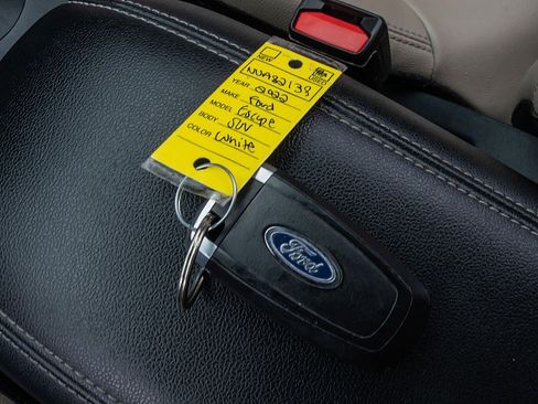 Used 2022 Ford Escape SEL FWD image 31