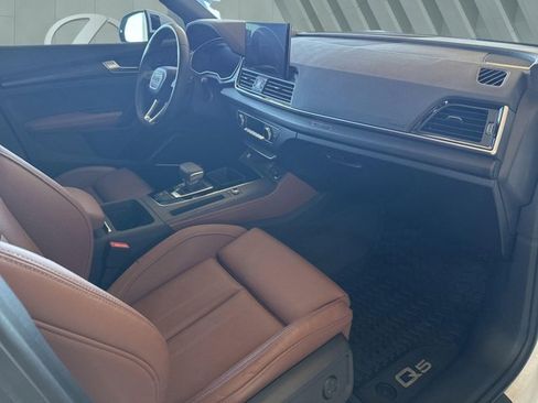 Used 2023 Audi Q5 Prestige w/ Prestige Package image 29