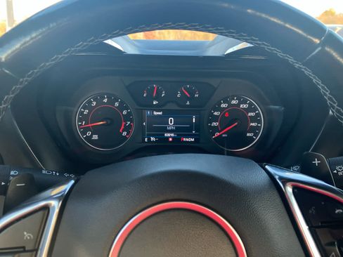 Used 2023 Chevrolet Camaro LT image 14