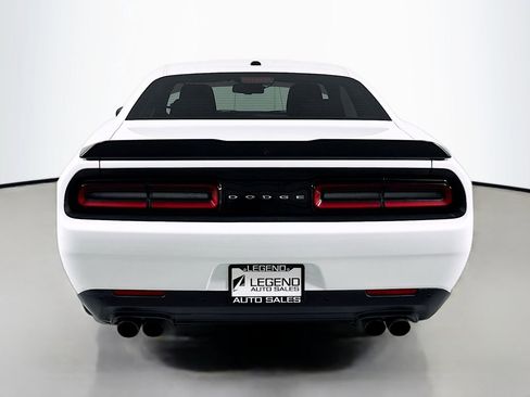 Used 2019 Dodge Challenger R/T w/ Driver Convenience Group image 7