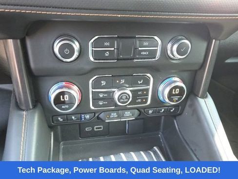 Used 2024 GMC Yukon AT4 w/ Technology Package AWD/4WD image 12