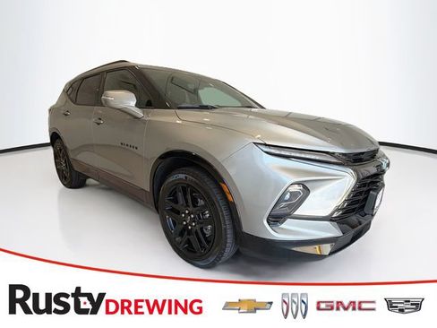 Used 2025 Chevrolet Blazer RS w/ Driver Confidence II Package AWD/4WD image 1