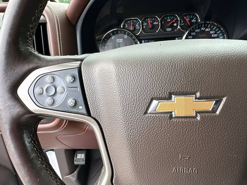 Used 2019 Chevrolet Silverado 2500 High Country w/ Duramax Plus Package AWD/4WD image 25