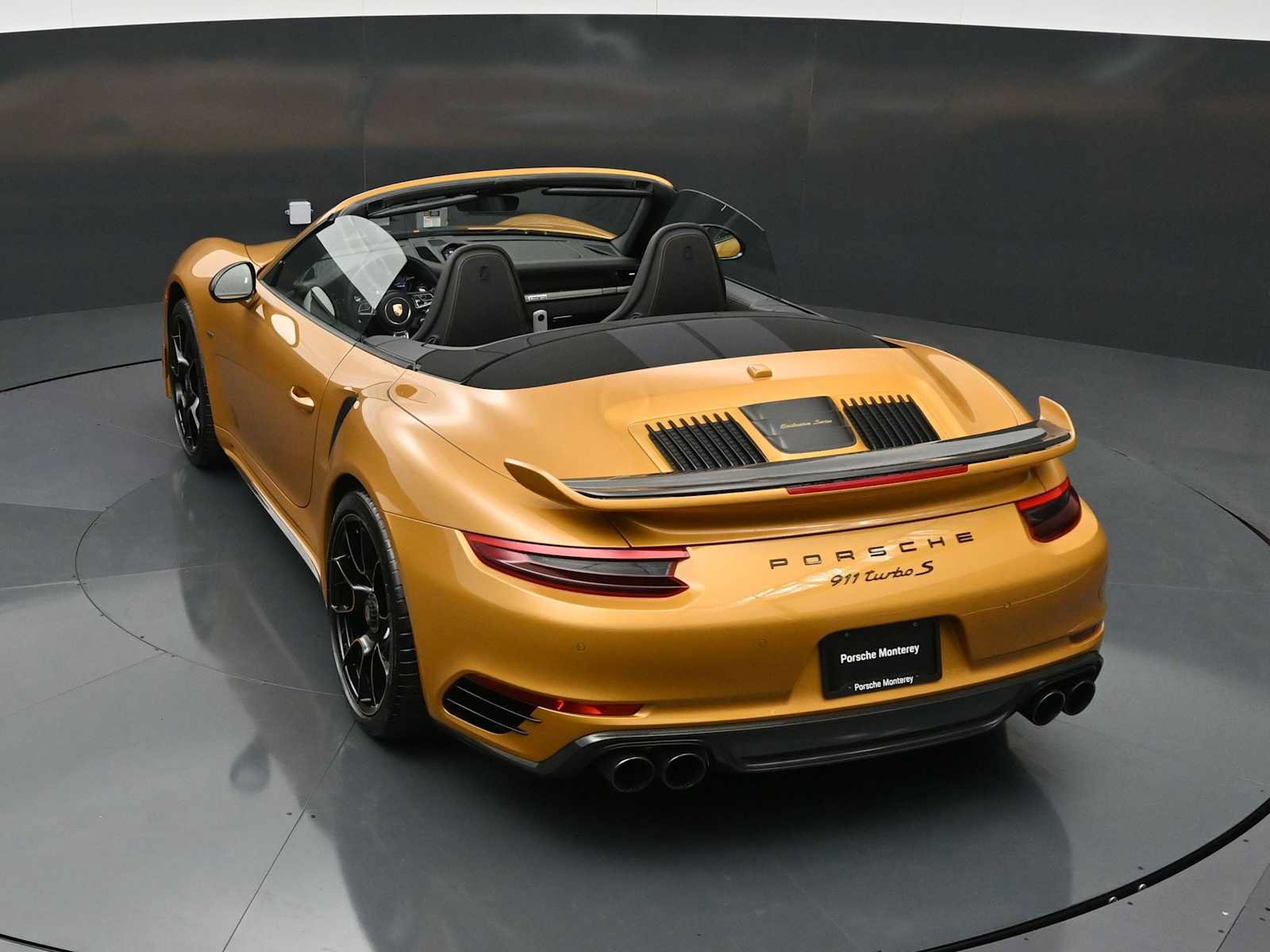 Certified 2019 Porsche 911 Turbo S AWD/4WD image 33
