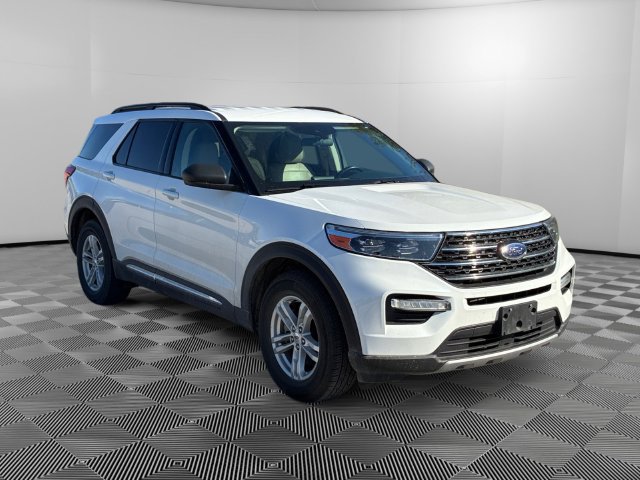 Used 2020 Ford Explorer XLT w/ Equipment Group 202A AWD/4WD image 7