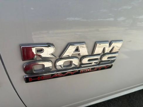 Used 2014 RAM 5500 Tradesman w/ Cold Weather Group RWD image 7