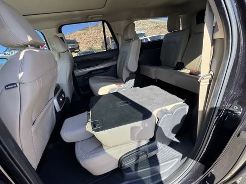 Used 2024 Ford Expedition Max Limited image 10