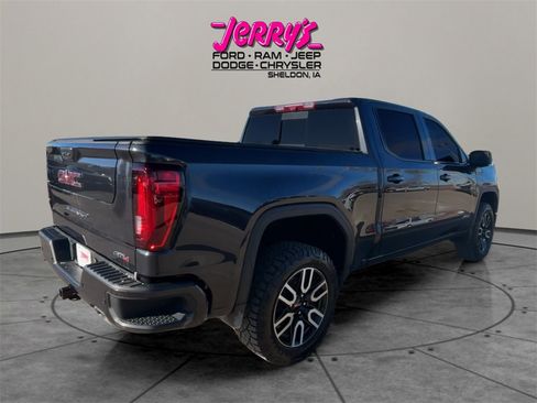 Used 2024 GMC Sierra 1500 AT4 w/ Technology Package image 5