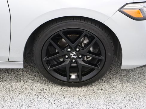 Used 2025 Honda Civic Sport image 5