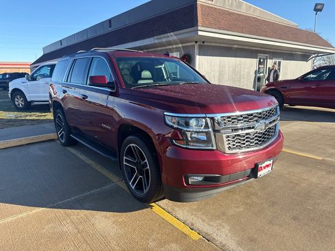 Used 2020 Chevrolet Tahoe LT w/ Luxury Package image 7