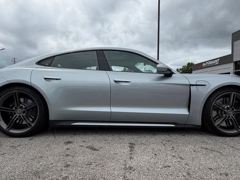 Used 2020 Porsche Taycan Turbo AWD/4WD image 9