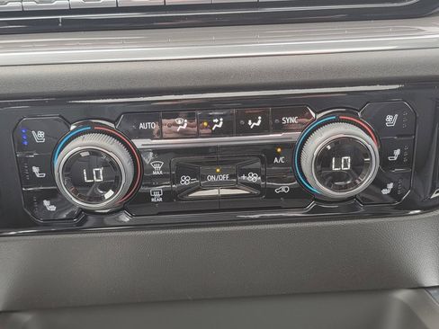 New 2025 Chevrolet Silverado 2500 High Country w/ Technology Package image 20