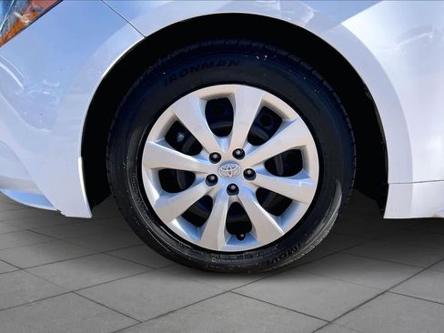 Used 2024 Toyota Corolla LE image 9