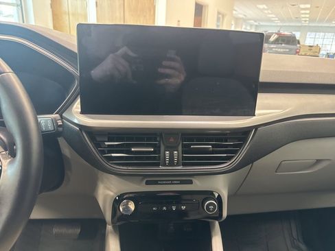 Used 2023 Ford Escape Active w/ Tech Pack #2 image 5