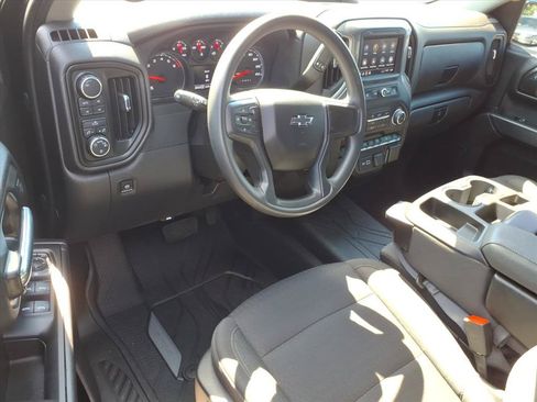 Used 2024 Chevrolet Silverado 1500 Custom Trail Boss AWD/4WD image 18