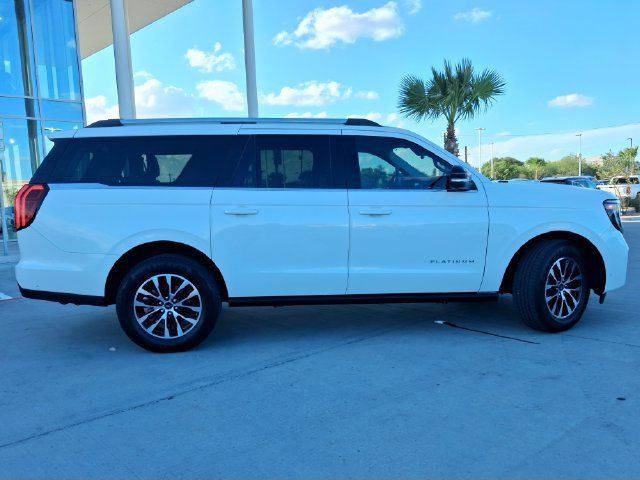 Used 2025 Ford Expedition Max Platinum AWD/4WD image 8